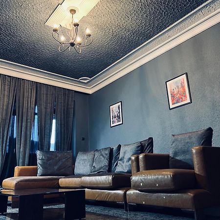 Central Apartment Black Cat Karlovo Esterno foto